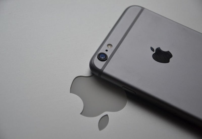 Chcecie zdobyć iPhone'a X w dniu premiery? Trzeba się spieszyć