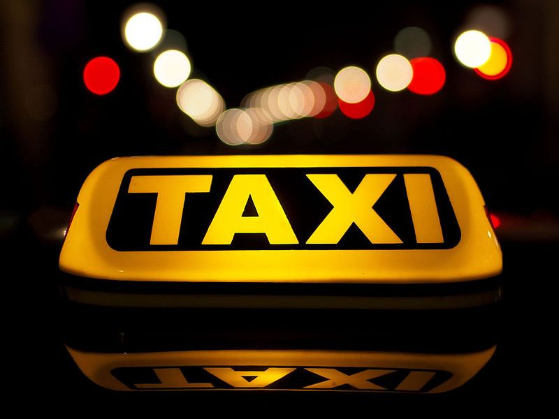 Nadchodzi delegalizacja Ubera i Taxify. Taksówkarze dopięli swego