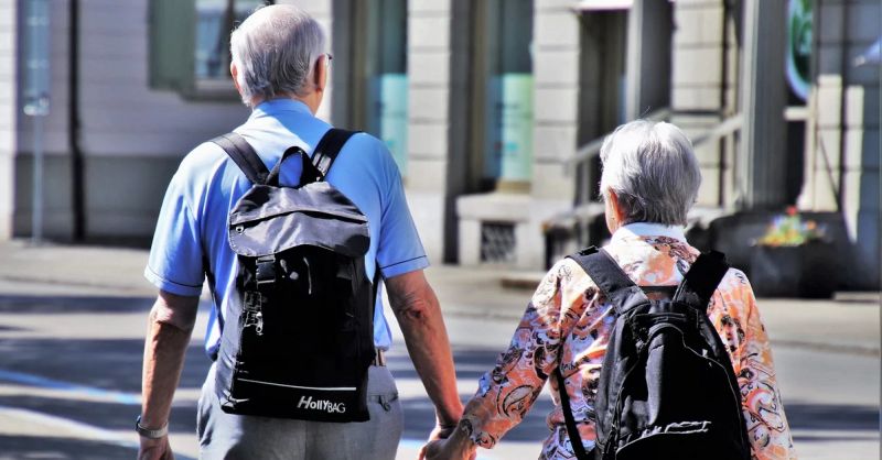 Fintech to wciąż ciężki temat dla seniorów. Wyniki badania Alior Banku