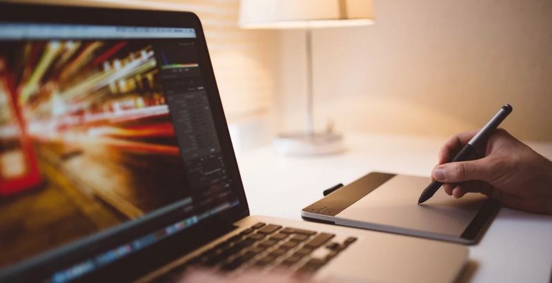 Koronawirus może spowodować przeniesienie usług do online'u