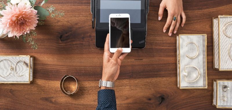 Fintech DiPocket udostępnia Apple Pay w Polsce